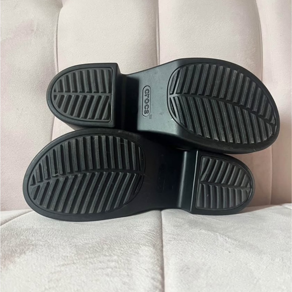 CROCS Women's Black Platform Mules - Picture 3 of 4